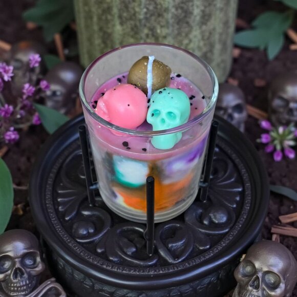 Skull Candle in Glass ✦ Vanilla Cherry Cheesecake ✦ Oatmeal Raisin ✦ Cinnamon - Picture 7 of 8